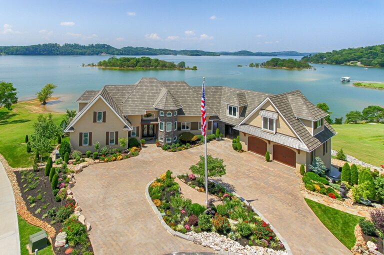 Buy Luxury Waterfront Property: Complete Guide to Premium Coastal Living